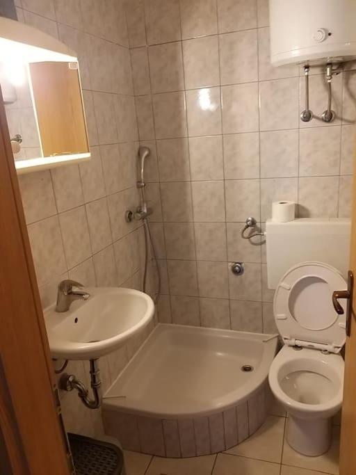 Nice Apartment On Quite Location Near City Center Split Exterior photo